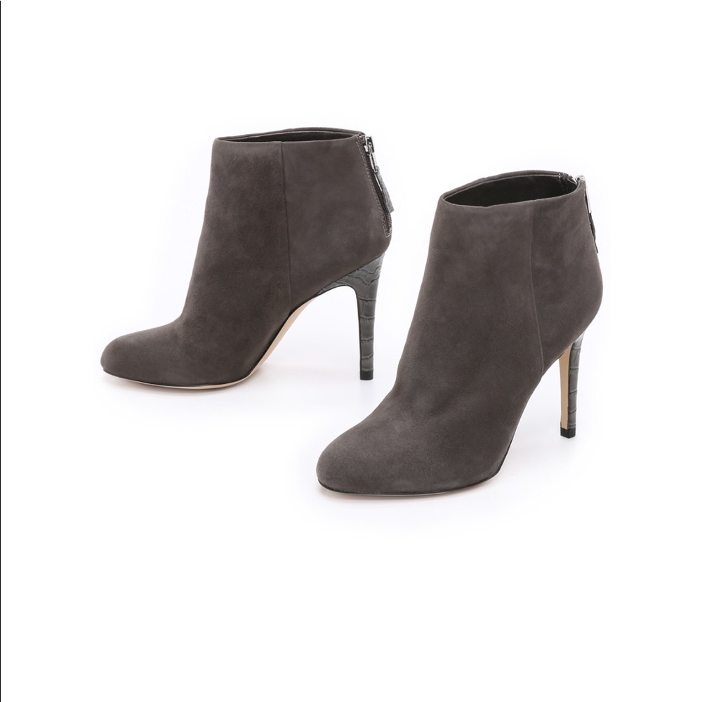 Brand new Sam Edelman Kourtney booties